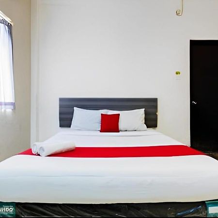 Pondok Inap Shofwa 2 Hotel Surabaya Buitenkant foto
