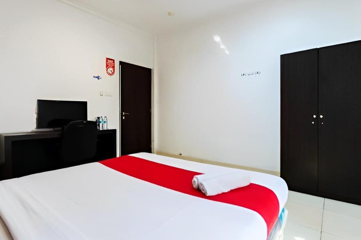 Pondok Inap Shofwa 2 Hotel Surabaya Buitenkant foto
