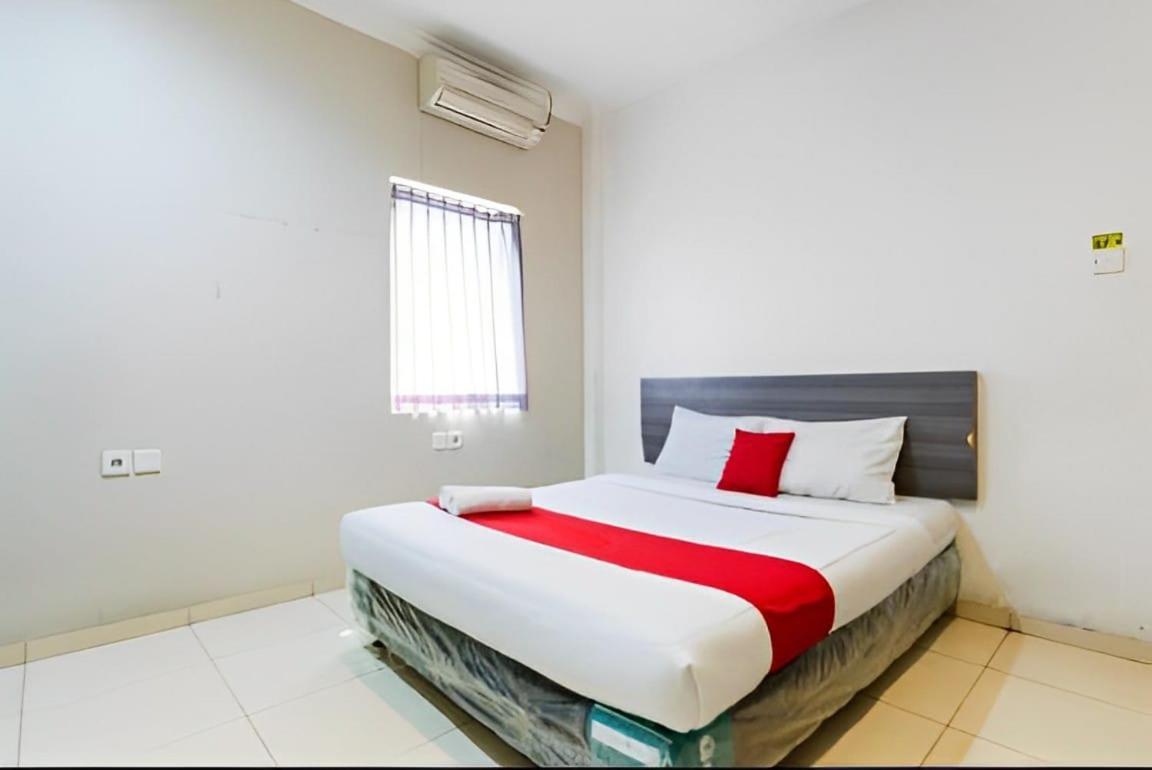 Pondok Inap Shofwa 2 Hotel Surabaya Buitenkant foto